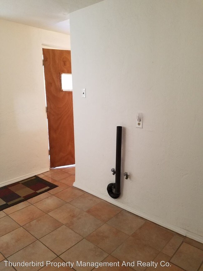 Foto del edificio - 3 br, 2 bath House - 4802 Mescalero NE