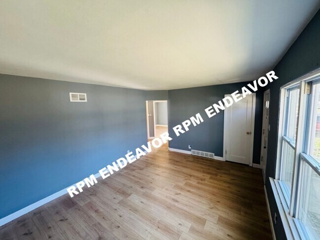 Foto del edificio - 2-Bed Home with Flex Room + New Appliances!