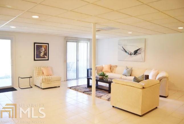 Foto del edificio - 120 Walden Way