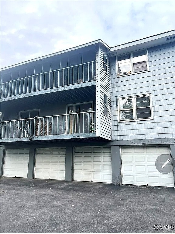 Building Photo - The Flats at Vann Street