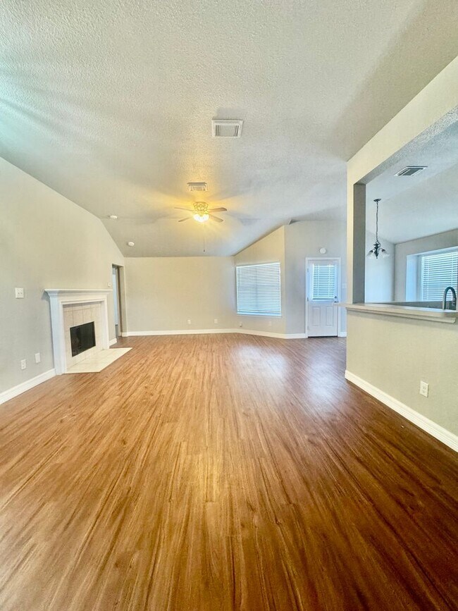 Foto del edificio - Charming Southside Home Near TAMU-CC and V...