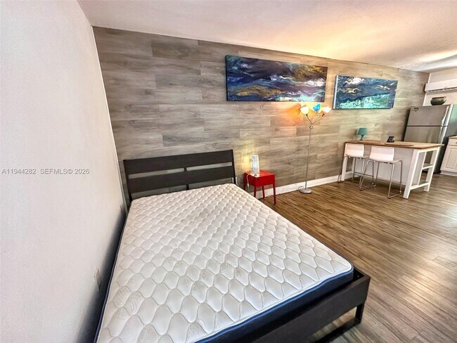 Foto del edificio - 3071 SW 27th Ave