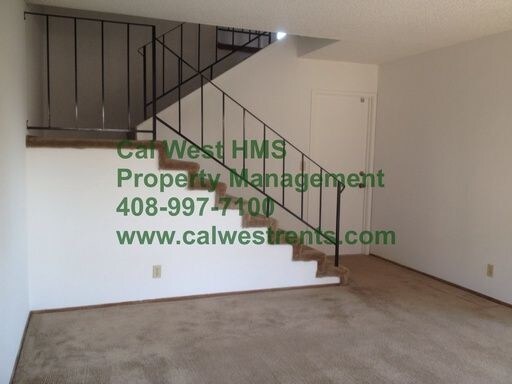 Building Photo - 1150 Calle Oriente