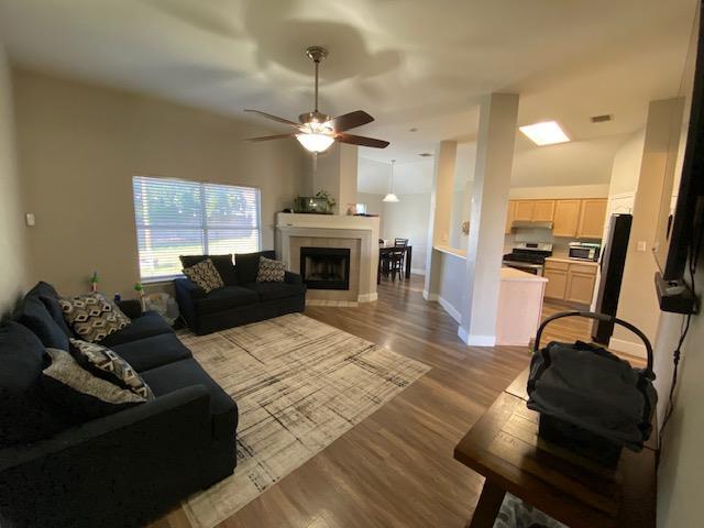 Foto del edificio - 3422 Settlement Dr