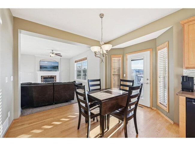 Building Photo - 8451 Jonquil Ln N