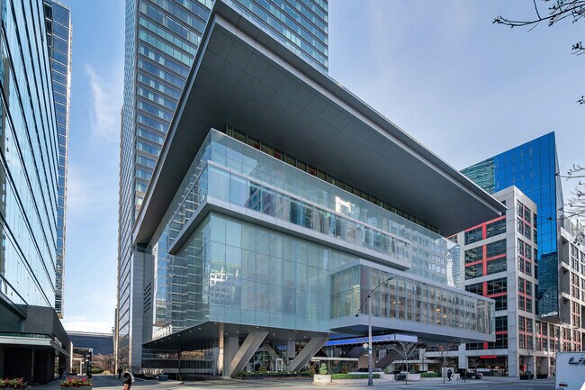 Photo du bâtiment - 183 Wellington St W