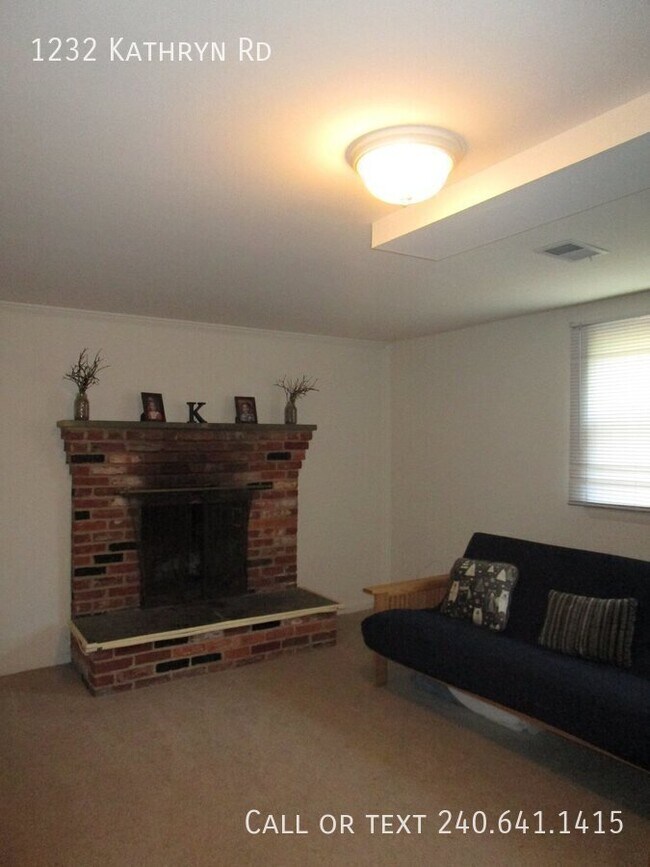Foto del edificio - 1232 Kathryn Rd