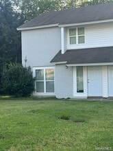 Building Photo - 23 Crestwood Ct