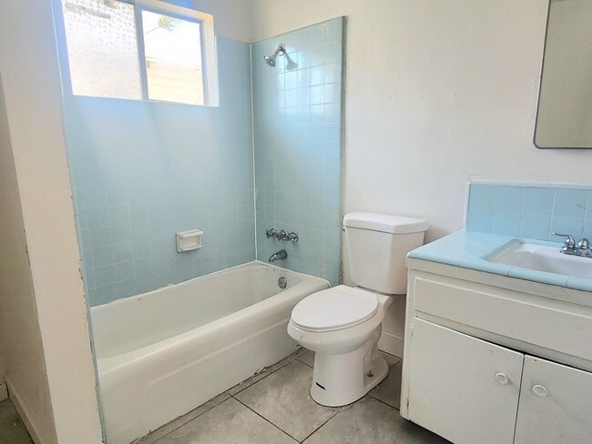 Foto del edificio - 126 Wilson Ave