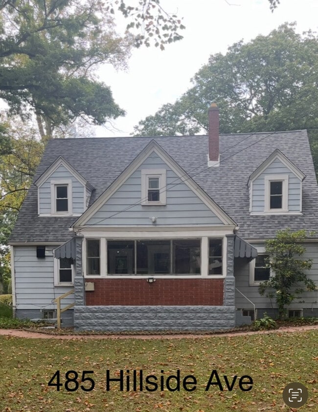 Building Photo - 485 Hillside Ave