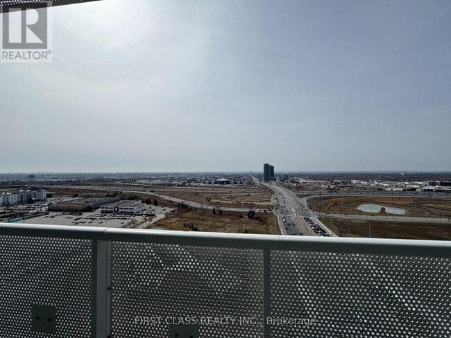 Building Photo - 225 Commerce St