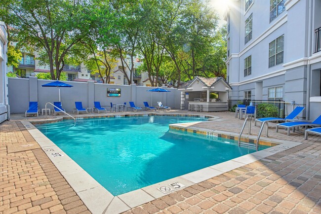 Piscina - Riviera at West Village