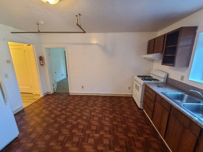 Foto del edificio - 237-241 Oakland Ave