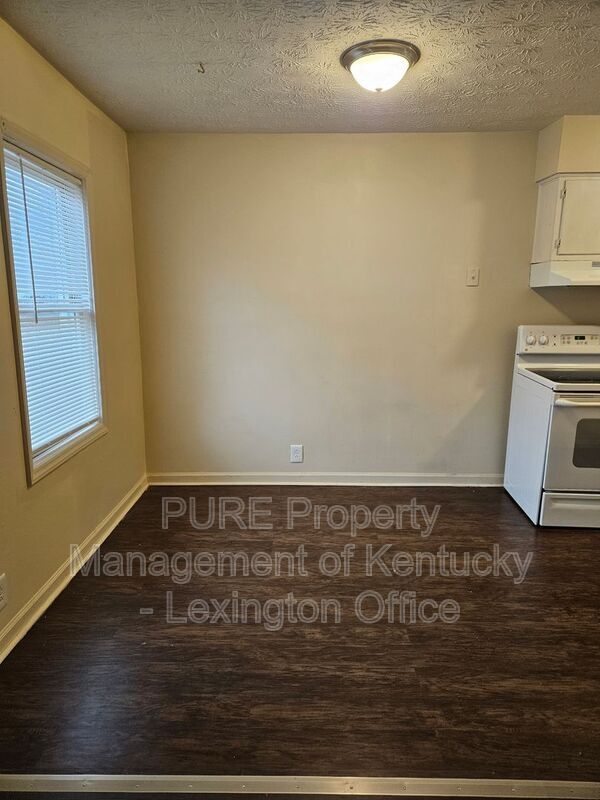 Foto del edificio - 239 Landings Dr