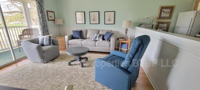 Foto del edificio - 525 White River Dr