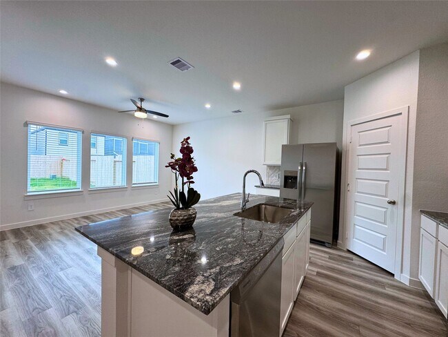 Foto del edificio - 2824 Lisburn Ter Ln