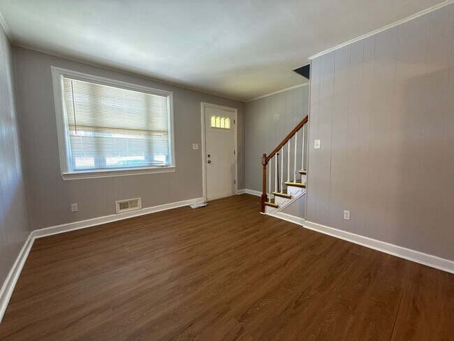 Foto del edificio - Two Bedroom House In Baltimore City