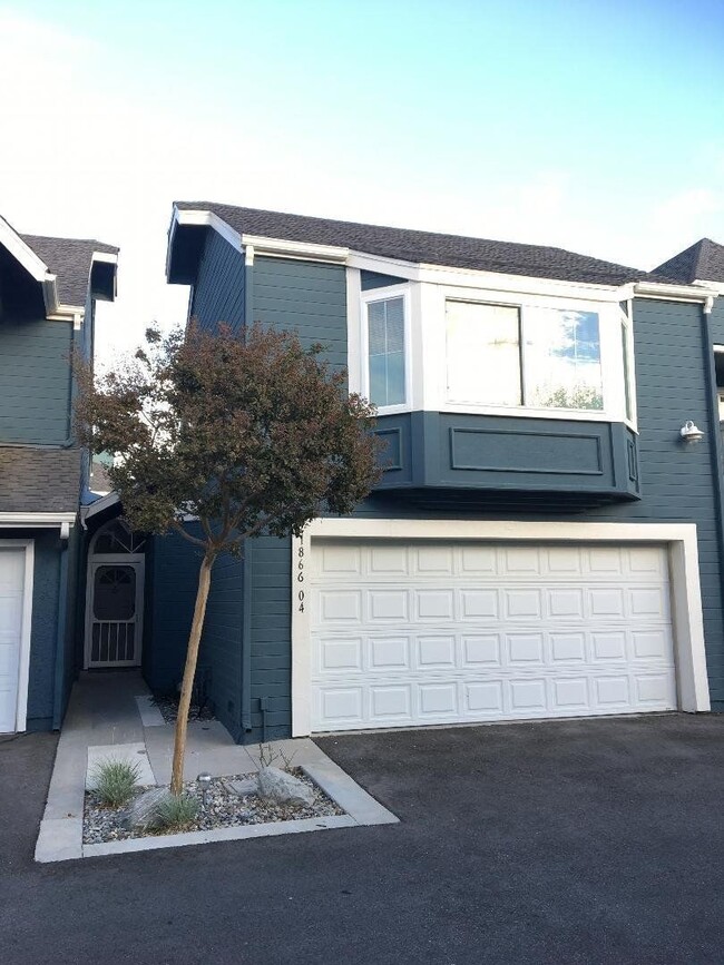 Building Photo - 1866 Rory Ln