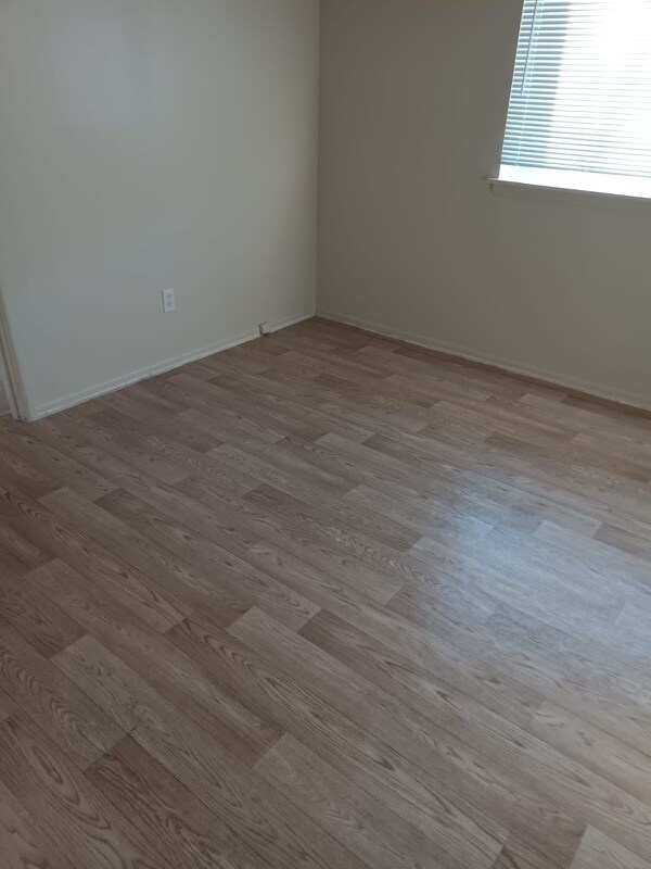 Foto del edificio - 2524 Telegraph Rd