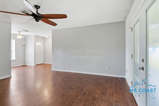 Foto del edificio - 208 Charles Ave