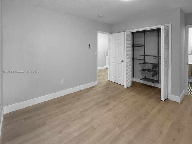 Building Photo - 6647 SW 59th Pl