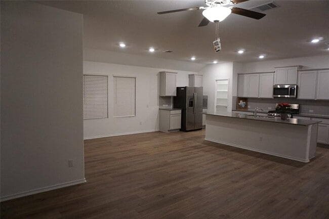 Building Photo - 1737 Catahoula Dr