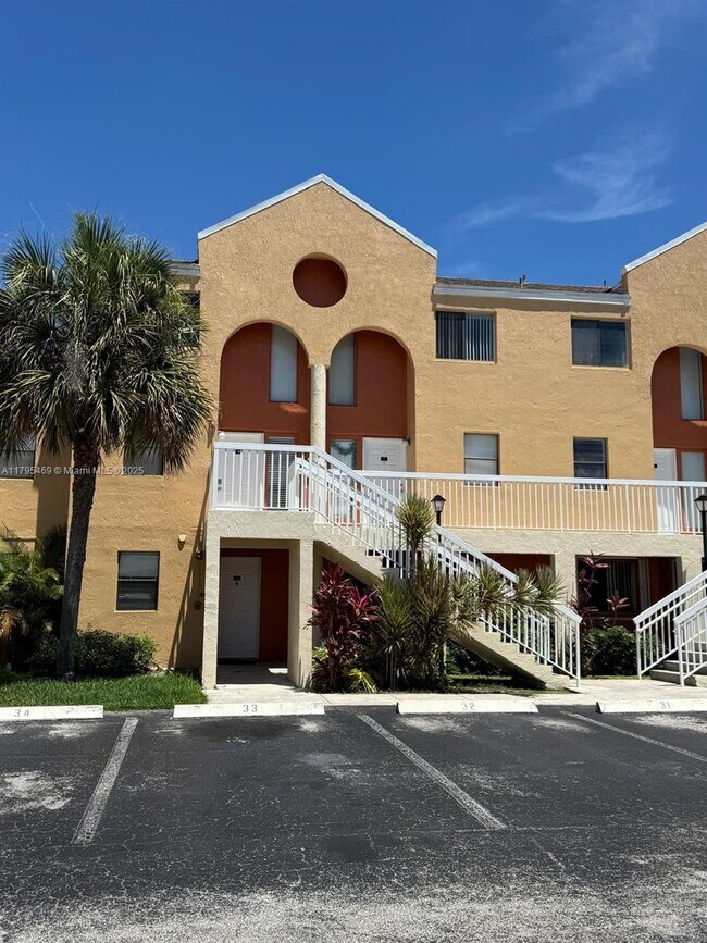 Foto del edificio - 5200 NW 31st Ave