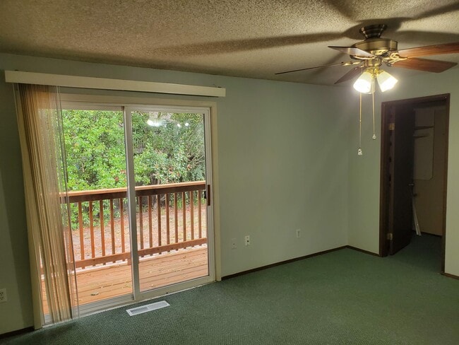 Foto del edificio - 14625 SW Glenbrook Rd