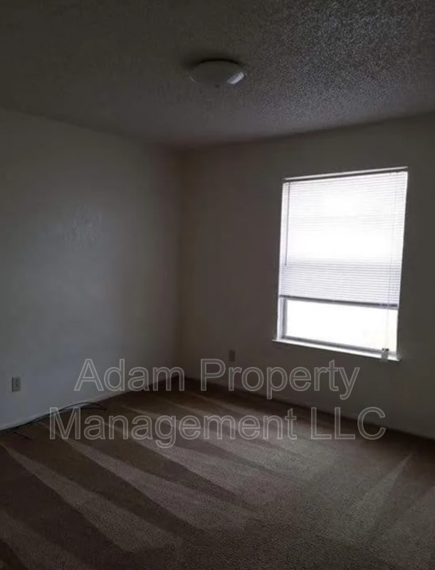 Building Photo - 1108 Eastside Dr