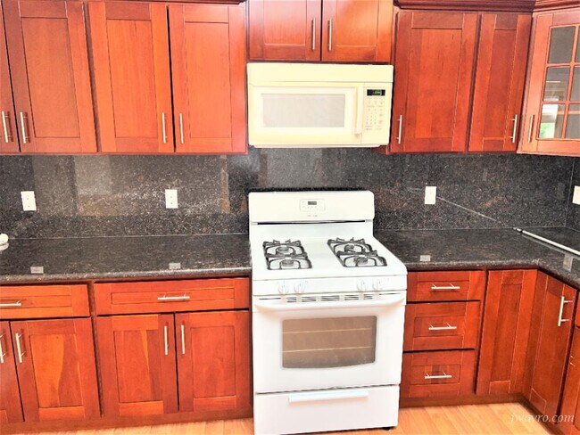 Foto del edificio - 819 31st Ave