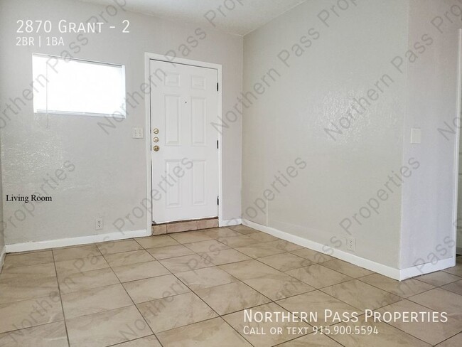 Building Photo - 2 Bedroom Apt Near Five Points!