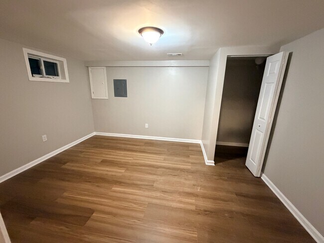 Foto del edificio - 12720 Feldon St