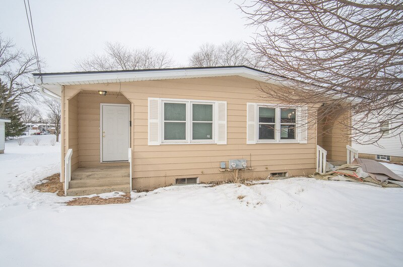 818 High St Unit 2, Union Grove, WI 53182 Condo for Rent in Union