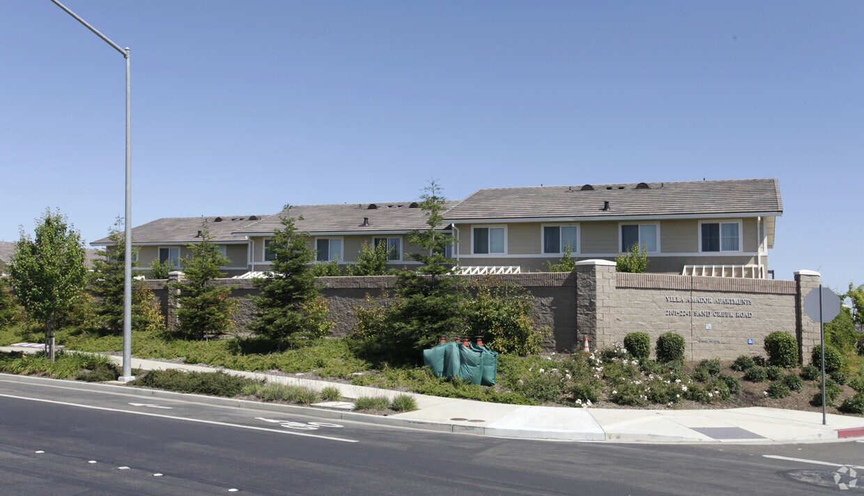 Primary Photo - Villa Amador Apartments