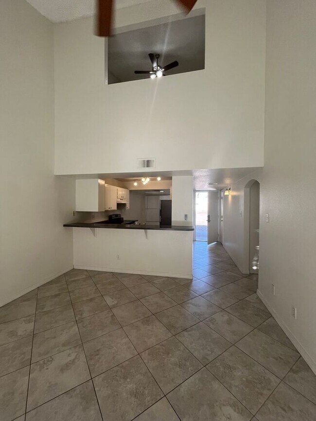 Foto del edificio - 16818 N 56th St