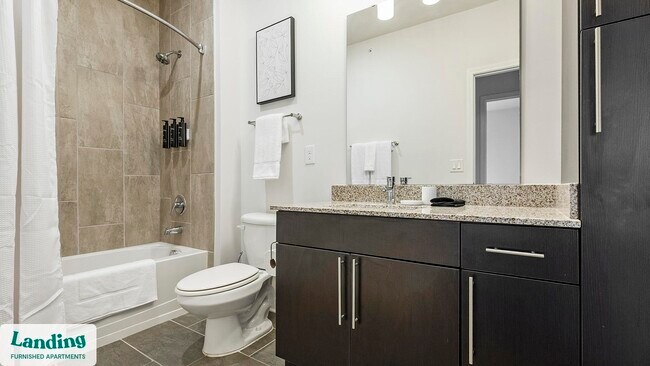Building Photo - 11010 Northlake Landing Dr