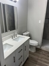 Building Photo - 7202 Carver Ave