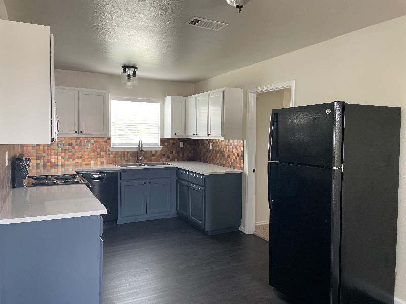 Foto principal - 755 River Rd