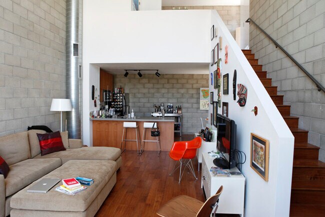 Foto del edificio - 961 W Laurel St