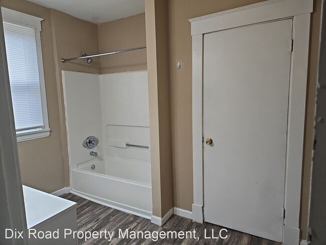 Building Photo - 3 br, 1.5 bath House - 4779 Rapid Run Road,