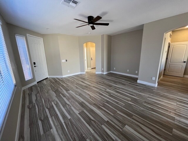 Building Photo - 908 E Cathy Dr