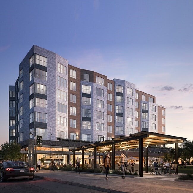 Building Photo - 240 Old Colony Ave