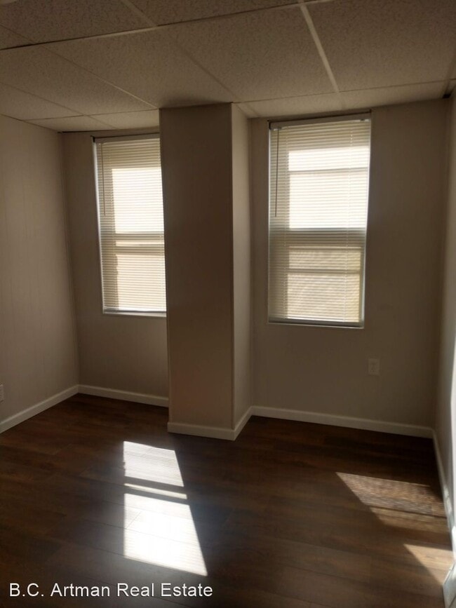 Building Photo - 2 br, 1 bath House - 213 Altmeyer Alley