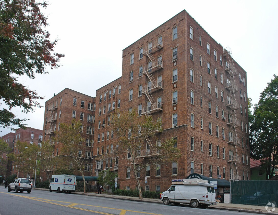 464 Riverdale Ave, Yonkers, NY 10705 Apartments in Yonkers, NY
