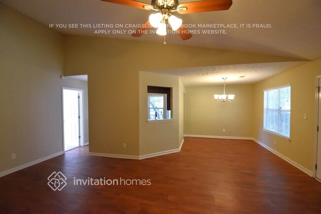 Building Photo - 65 Rosebud Ln
