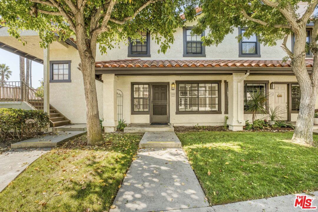 Primary Photo - 2053 Majorca Dr