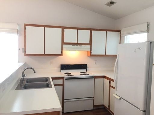 Building Photo - MCCLELLAND TOWNHOMES