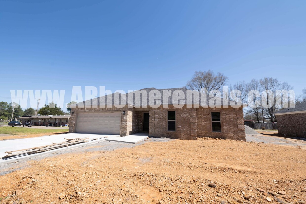 Foto principal - New construction homes in Greenbrier