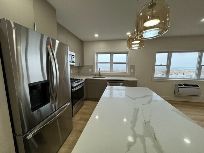 Interior Photo - TWELVE17 Ocean Ave