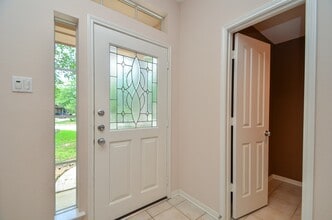 Building Photo - 11 Cider Mill Ct